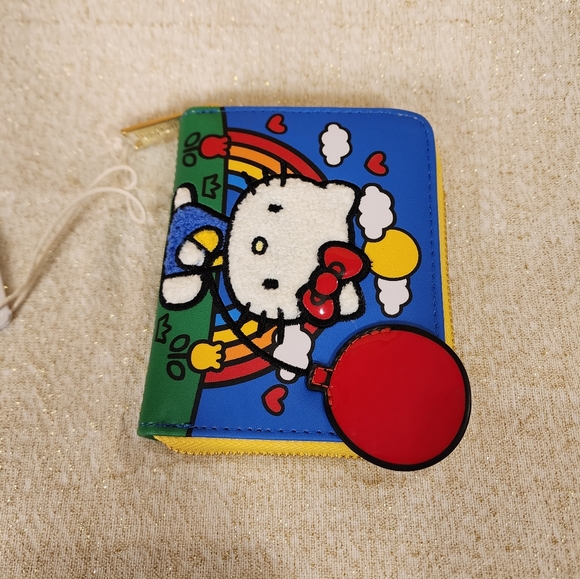 Loungefly Sanrio Hello Kitty 50th Anniversary Red Balloon Zip Around Wallet NEW - Picture 8 of 13